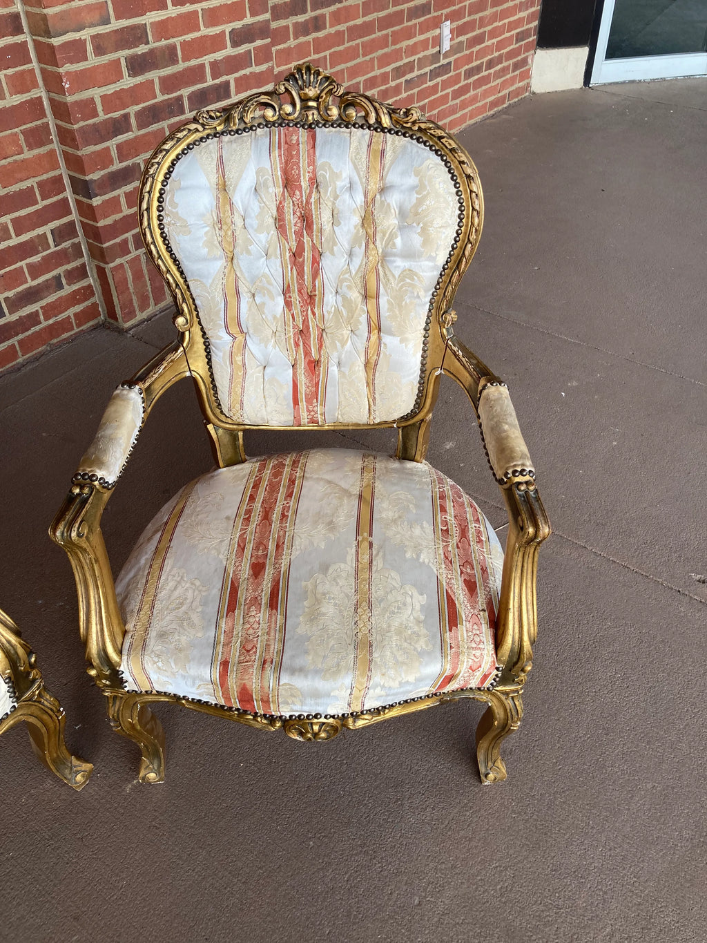 18th Century Louis XV Regency Giltwood Sweetheart Salon Settee and Bergere Chairs in Silk Damask - Set of 3