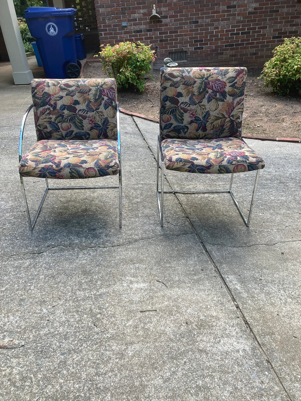 1970s Milo Baughman for Thayer Coggin Iridescent Lucite and Smoked Glass Dining Table and Set of Six Slim Line Dining Chairs