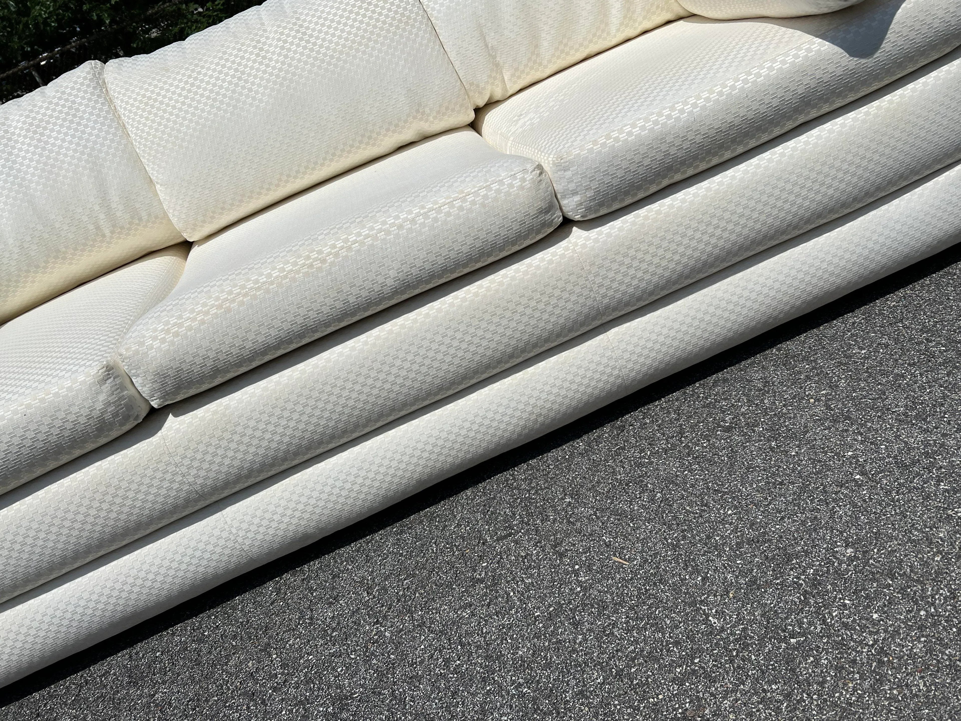 1970s Milo Baughman for Thayer Coggin Post Modern Couch in Ivory Checkered Fabric