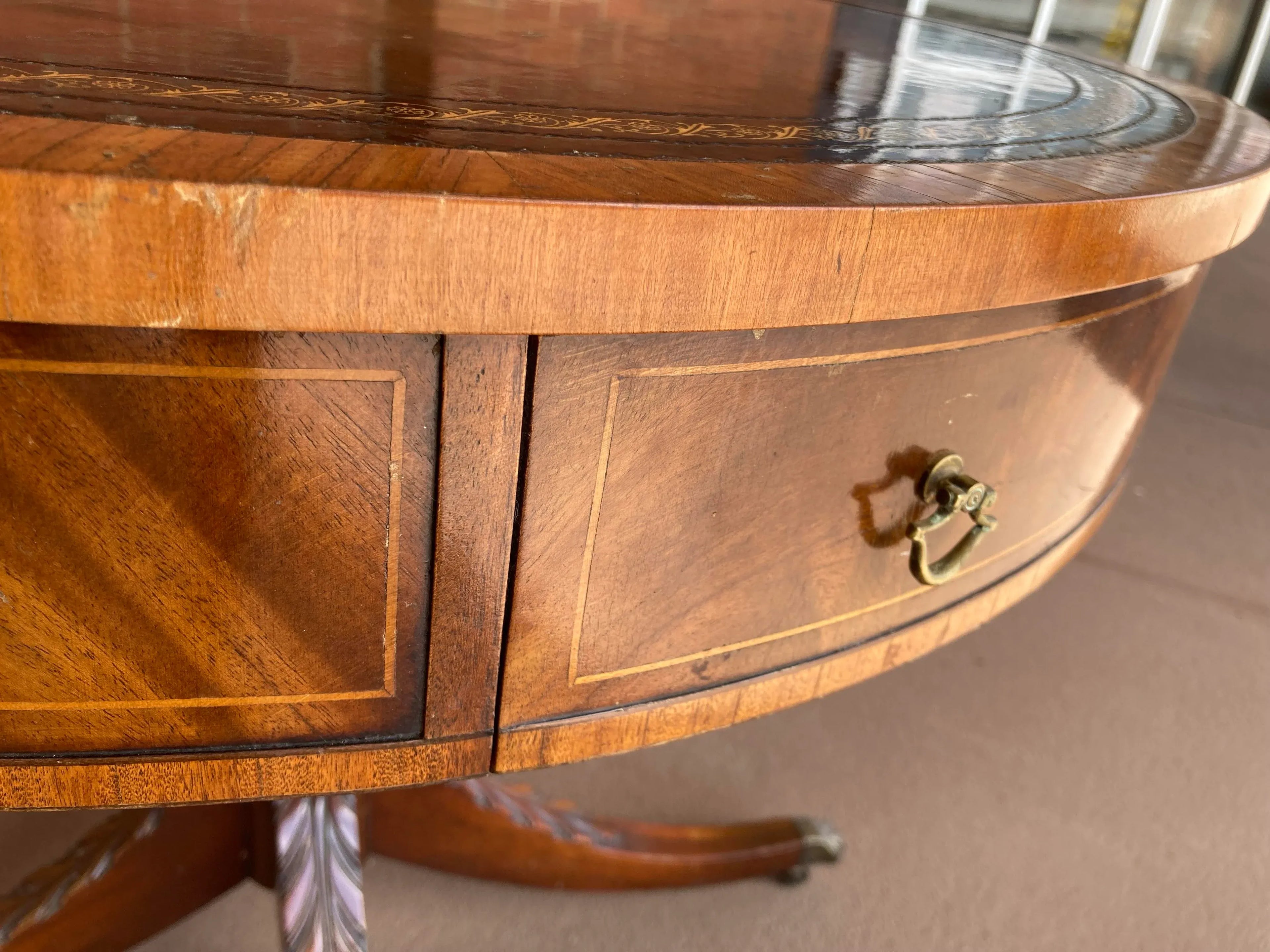 Antique Weiman Heritage Mahogany Round Occasional or Game Table With Leather Inset Top and Pineapple Carved Base