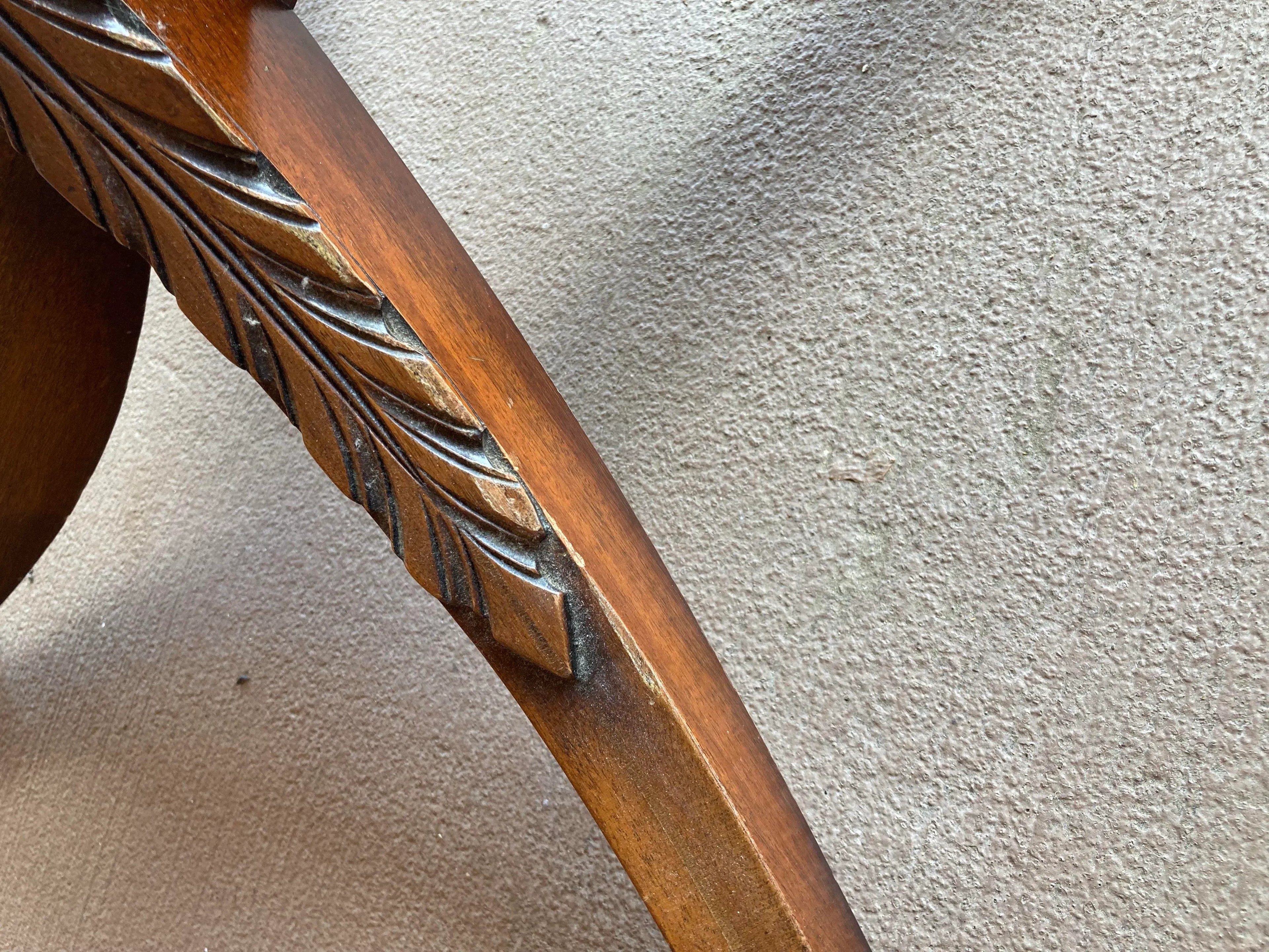 Antique Weiman Heritage Mahogany Round Occasional or Game Table With Leather Inset Top and Pineapple Carved Base