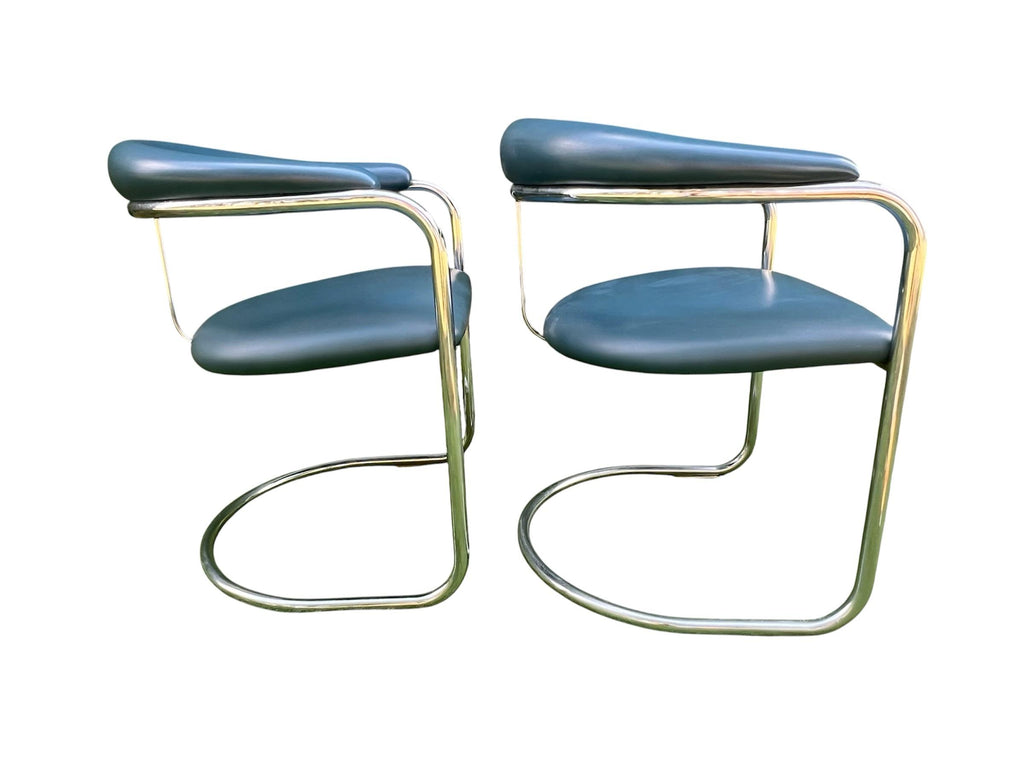 Bauhaus Ss33 Chrome Cantilevered Armchairs Attributed to Anton Lorenz for Thonet