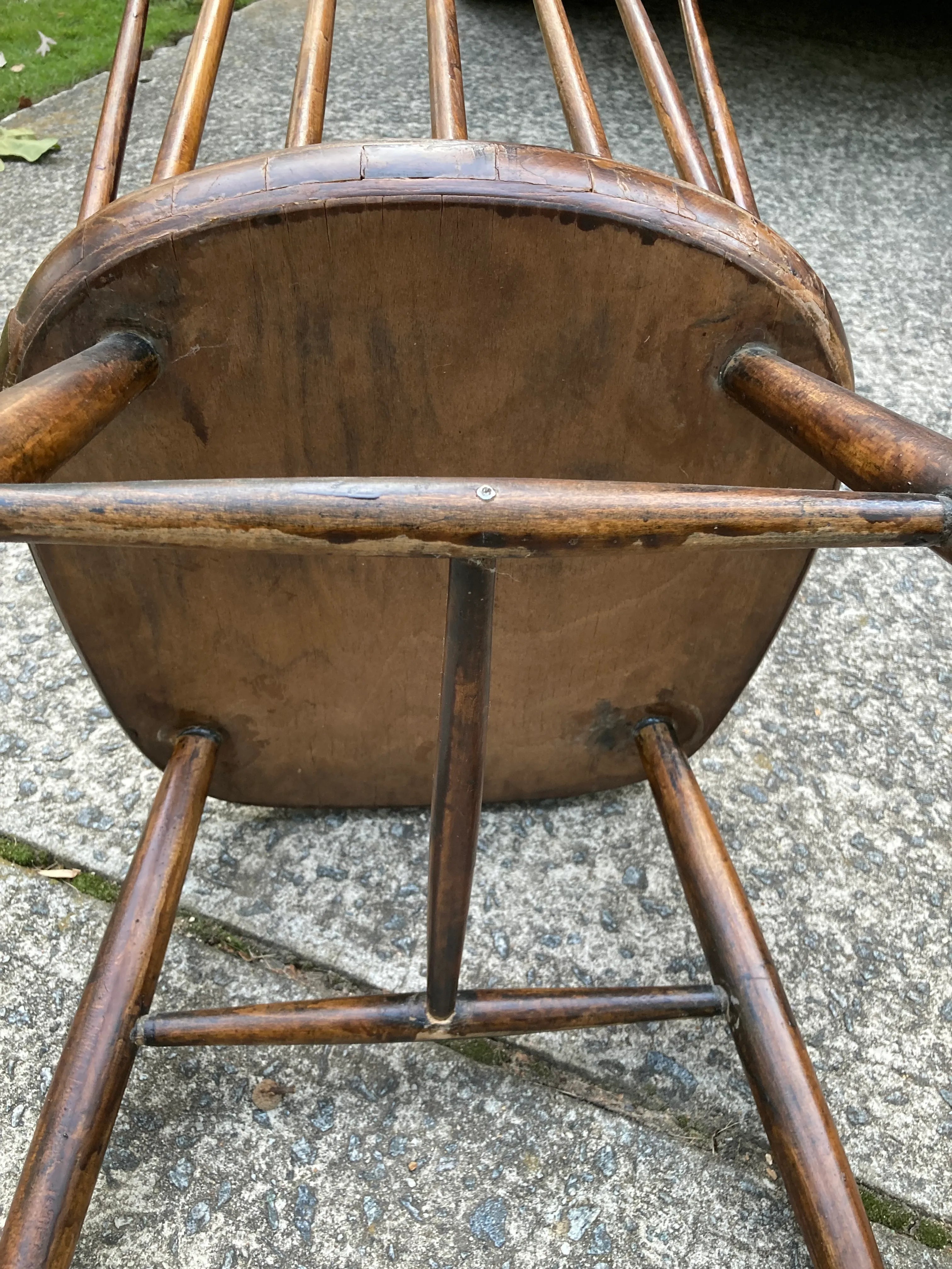 Early 20th Century Vintage Scandinavian Modern Style Spindle Back Side Chair