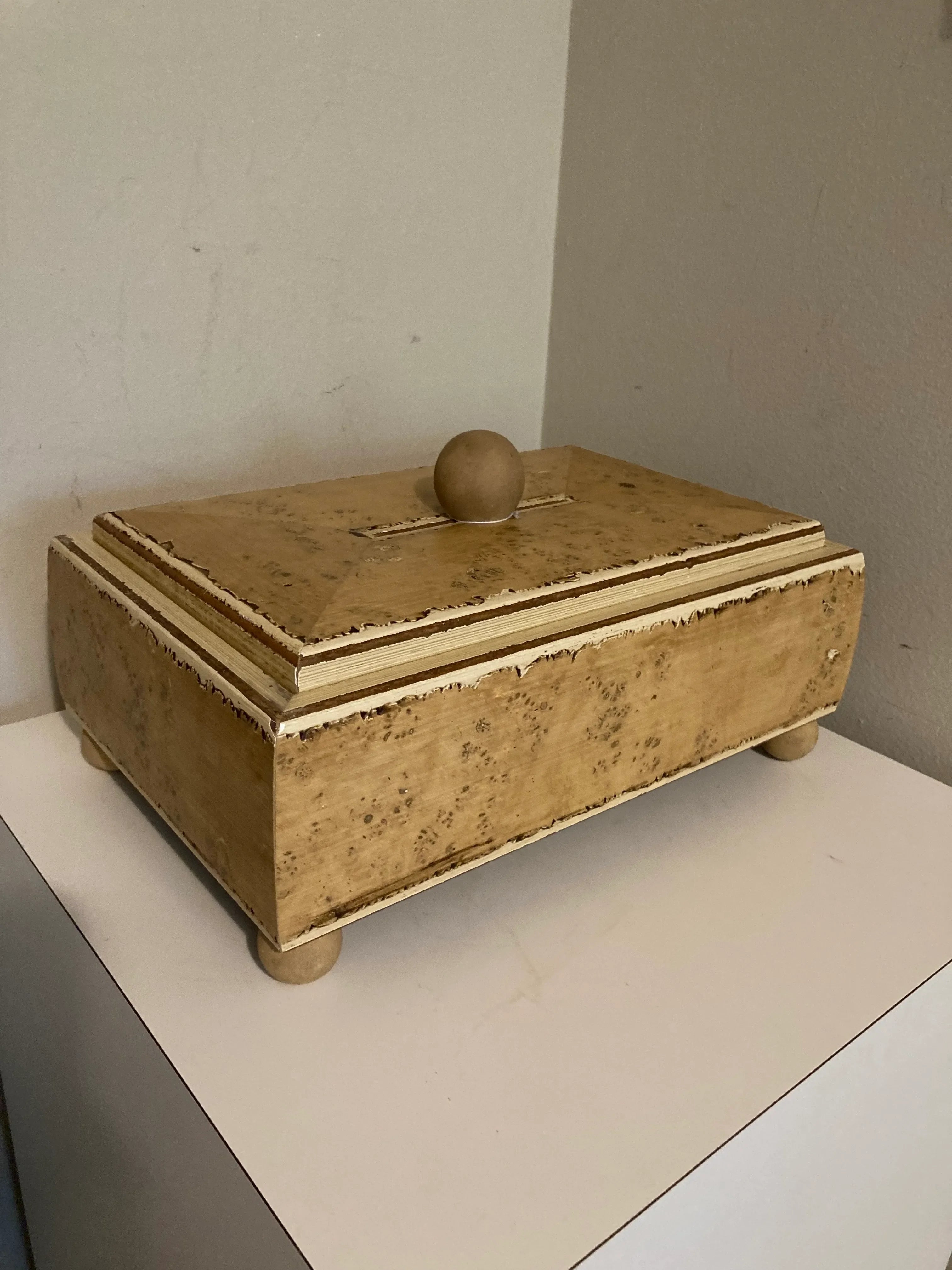 Hand-Crafted Burlwood Gentleman’s Dresser Box