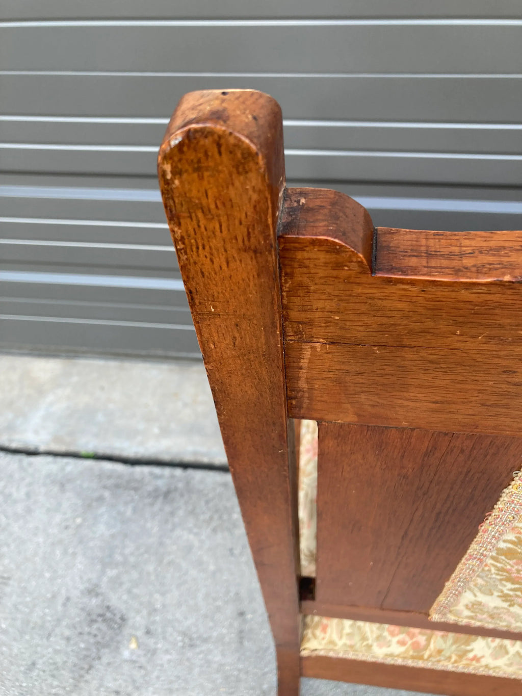 Late 19th Century Carved Wooden Settee in Floral Motif