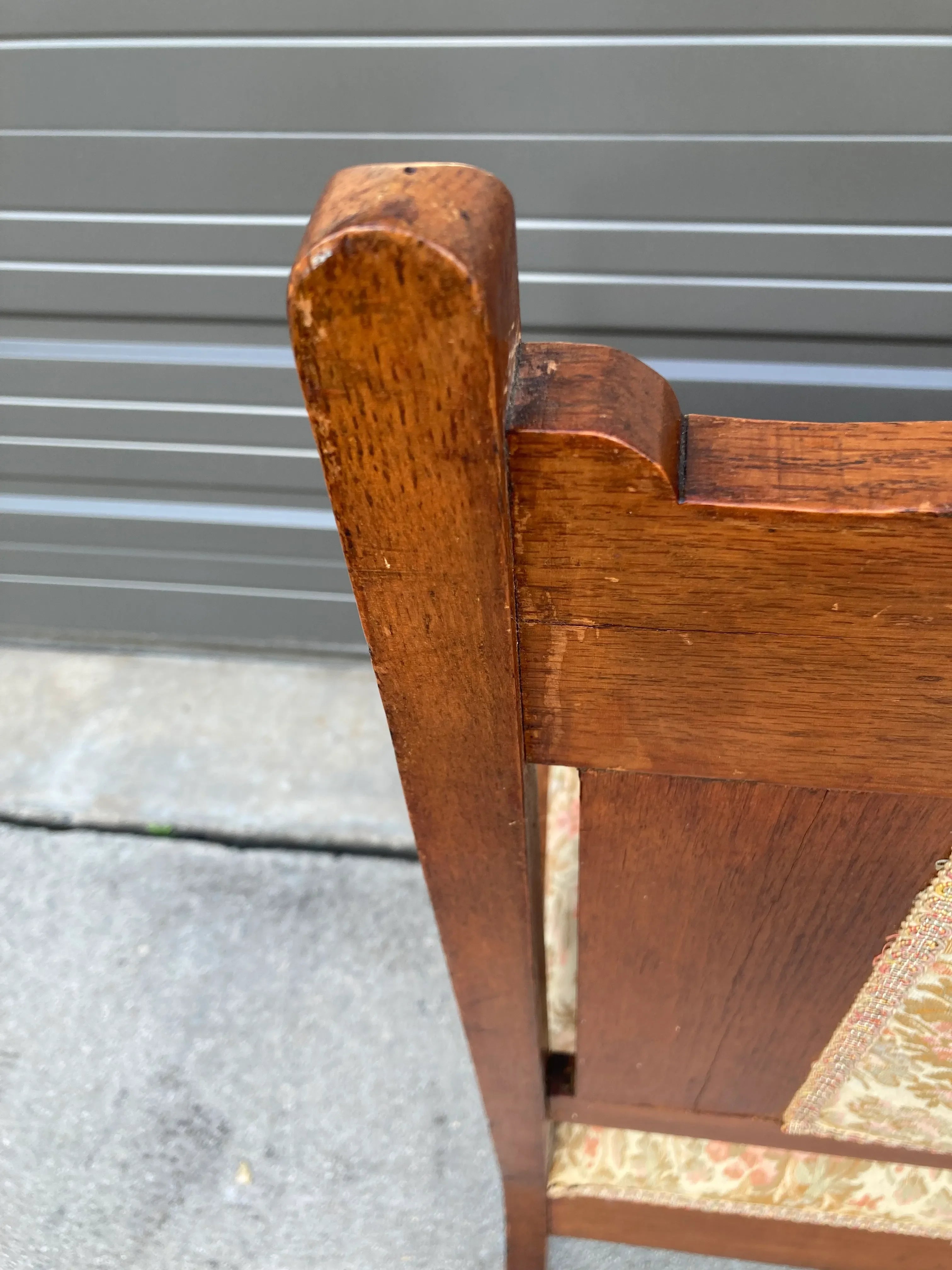 Late 19th Century Carved Wooden Settee in Floral Motif