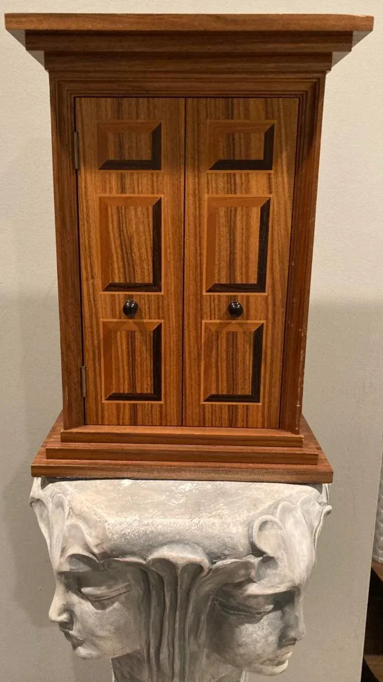 Late 20th Century David Linley Marquetry Dresser Valet Box