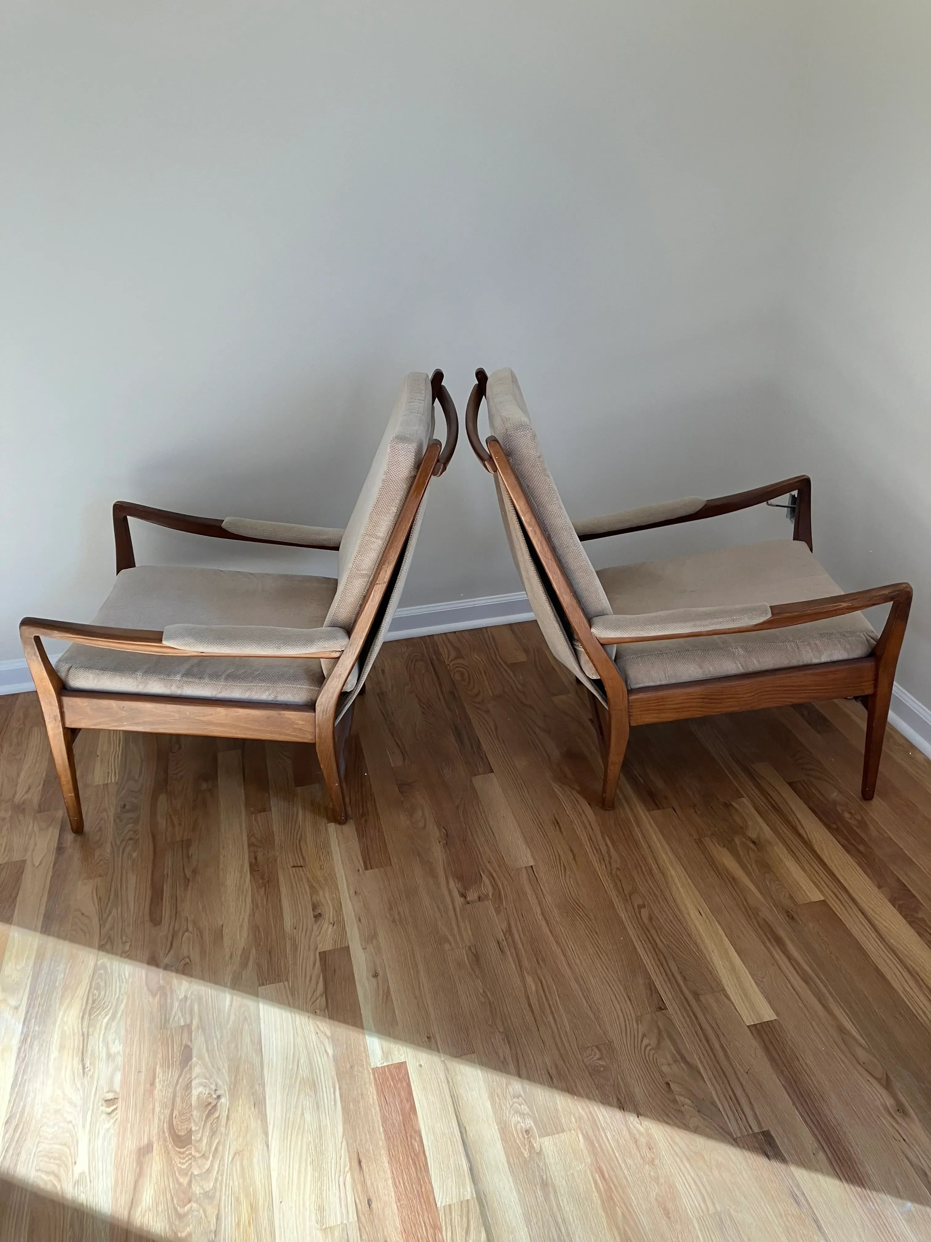 Mid-20th Century Armchairs and Footstool by Samuel Parker for Parker Knoll, England - Set of 3