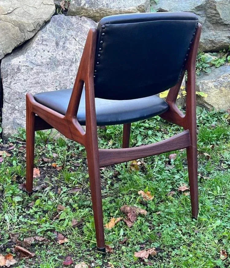 Mid-20th Century Arne Vodder Elle and Ella Dining Chairs - Set of 6