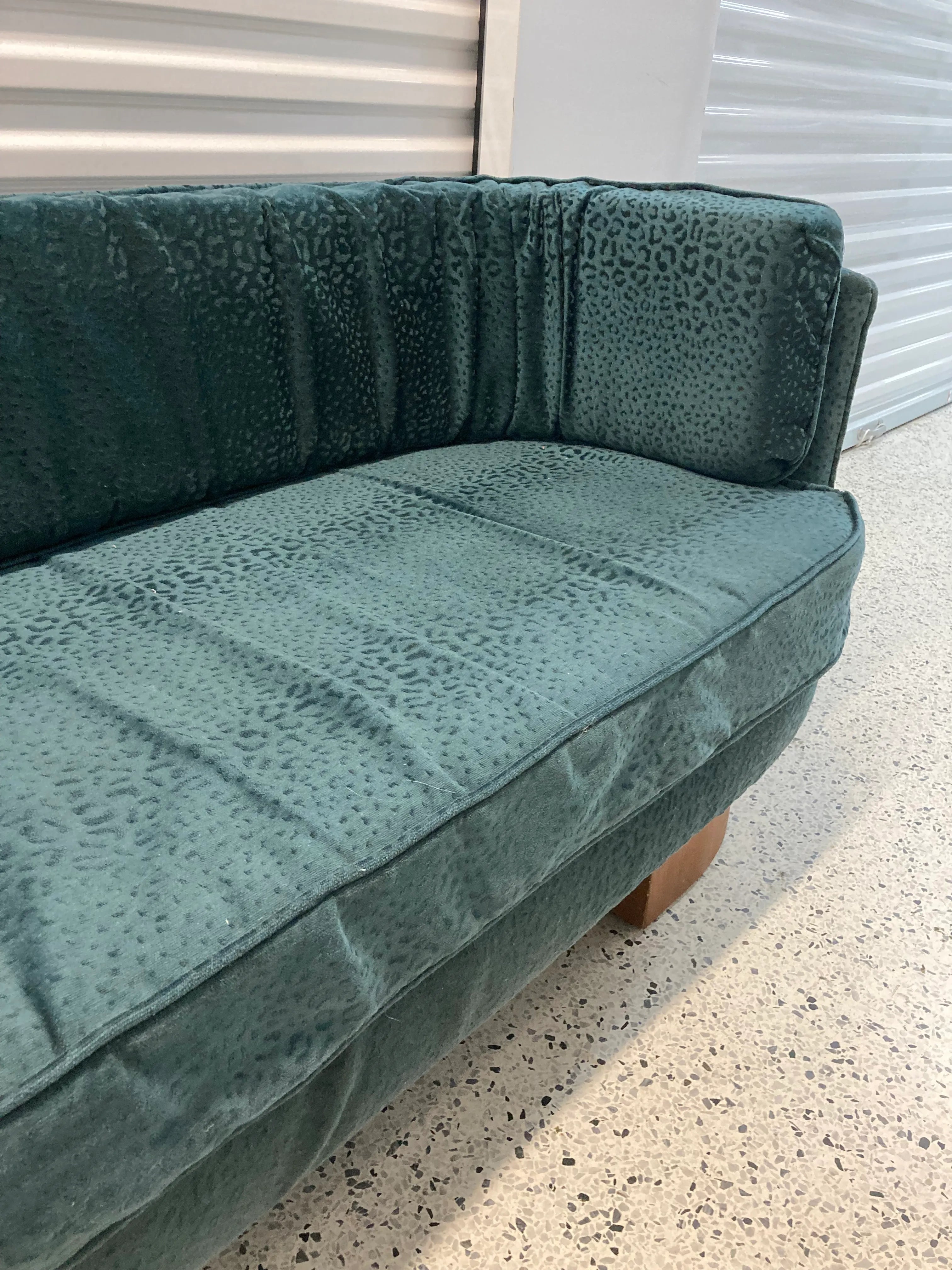 Mid-20th Century Art Deco or Danish Modern Style Elongated Curved Sofa on Open Plinths