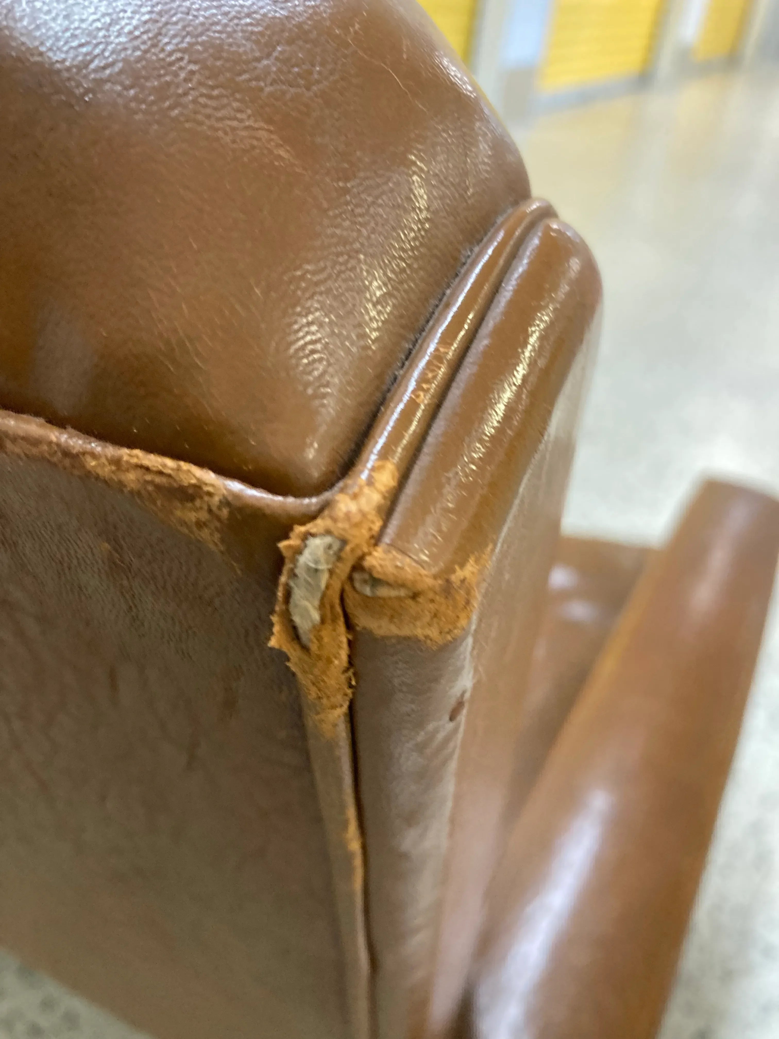 Mid-20th Century Art Deco Transitional Modern Italian Loveseat in Distressed Cigar Leather in the Manner of Carlo Di Carli
