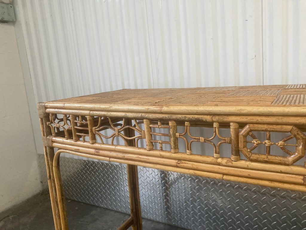 Mid-20th Century Bamboo Chinese Chippendale Fretwork Sofa or Hall Table With Parque Top