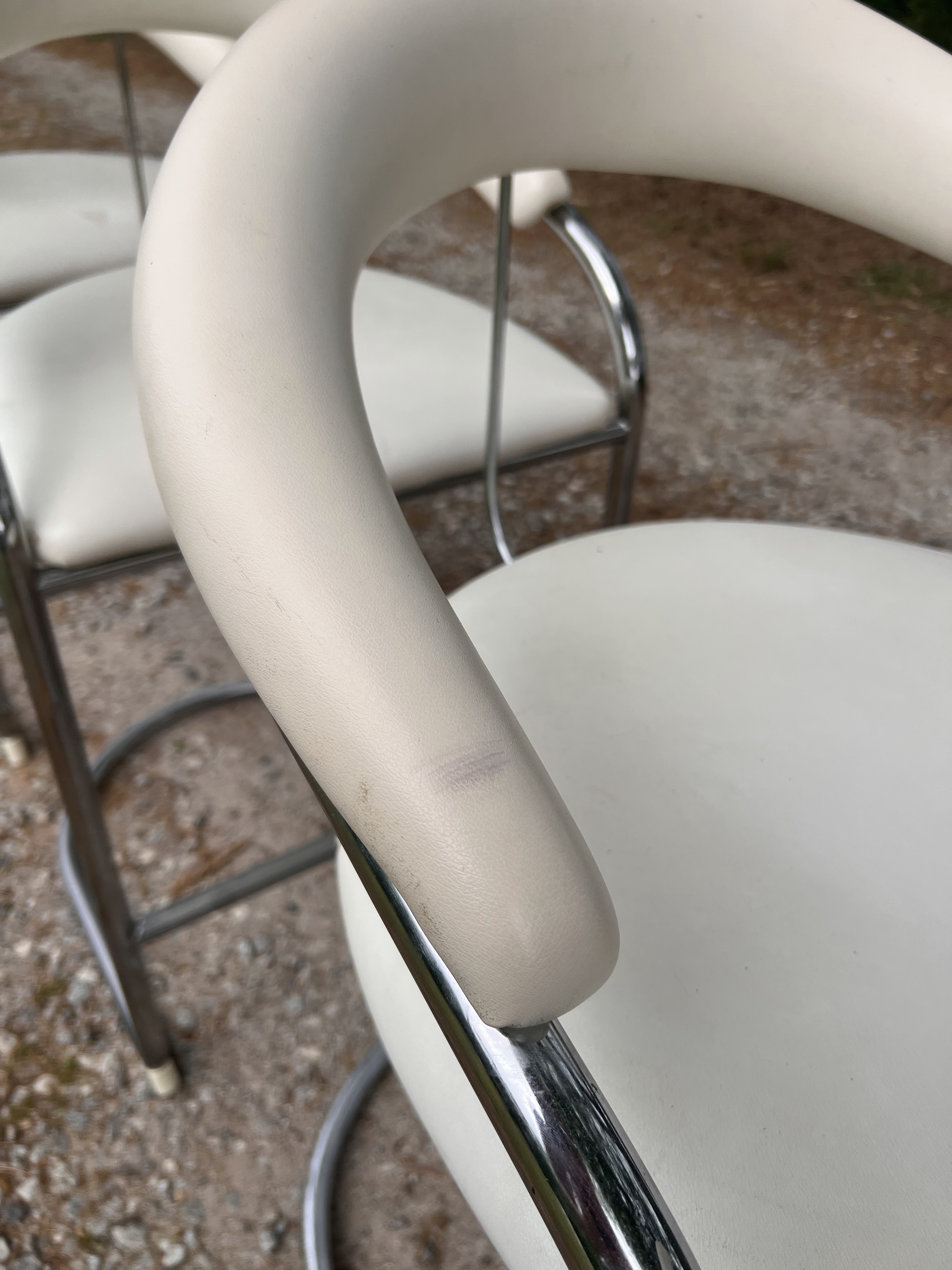 Mid 20th Century BauHaus Ss33 Cantilevered Barstools by Anton Lorenz for Thonet - Set of Four