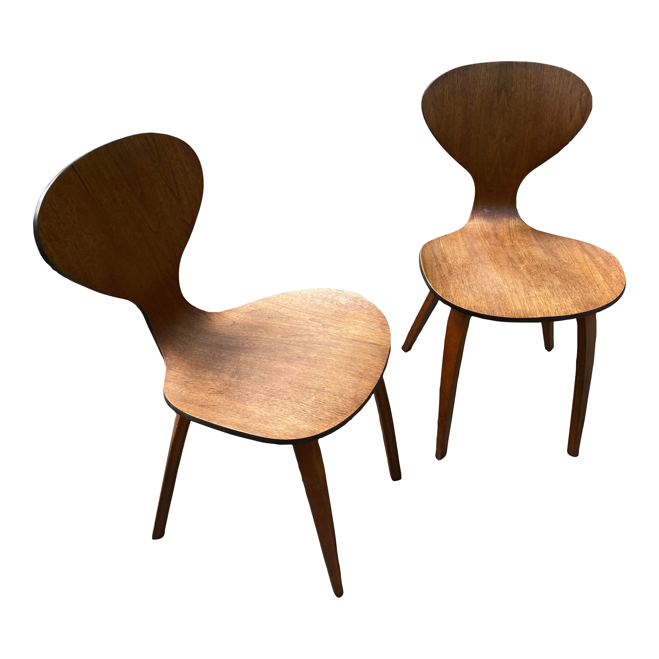 Mid-20th Century Bent Plywood Side Chairs in the Style of Norman Cherner - a Pair