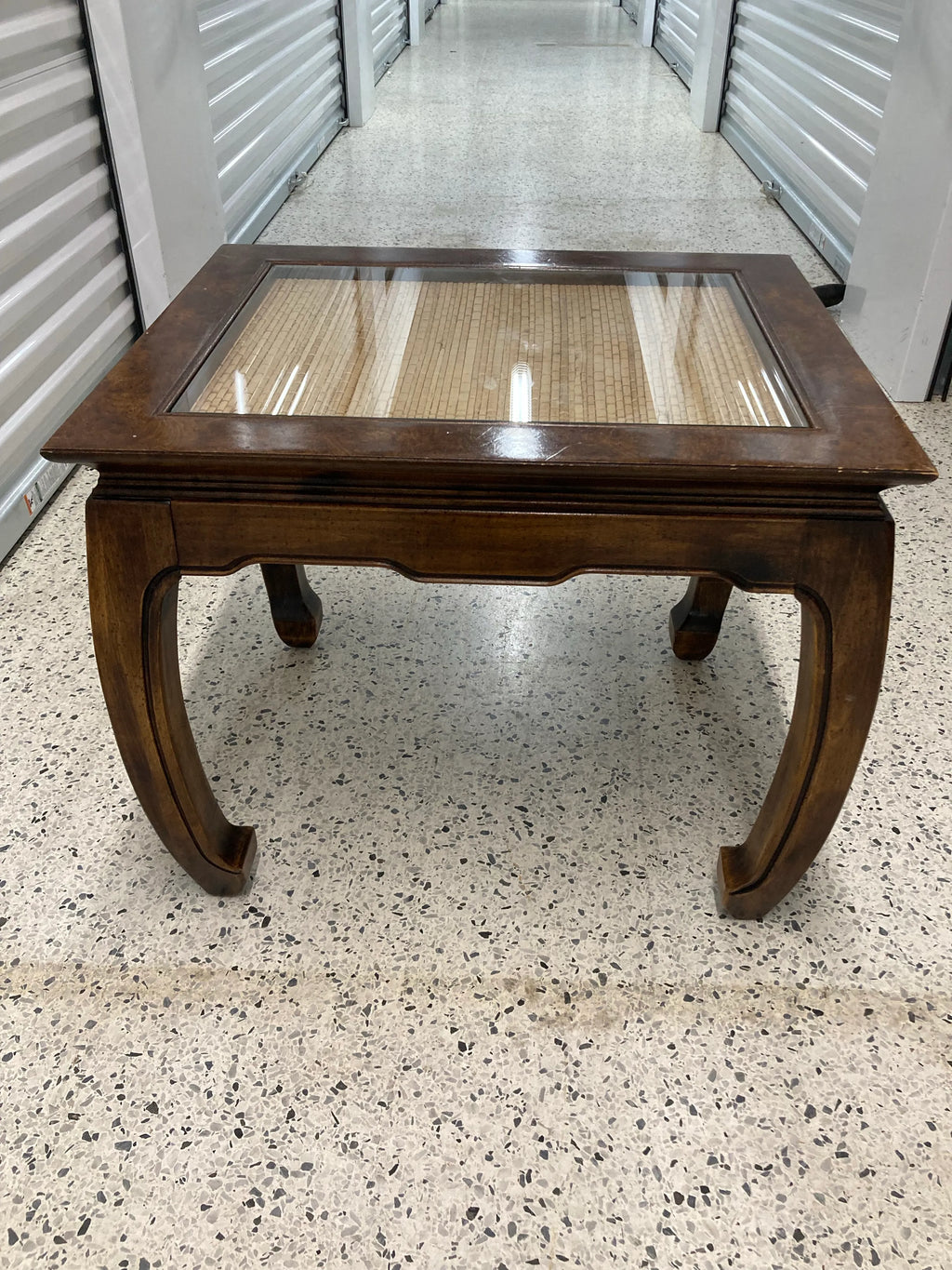 Mid-20th Century Burlwood Chinoiserie Ming Side Table With Inset Woven Grass Top and Chow Legs
