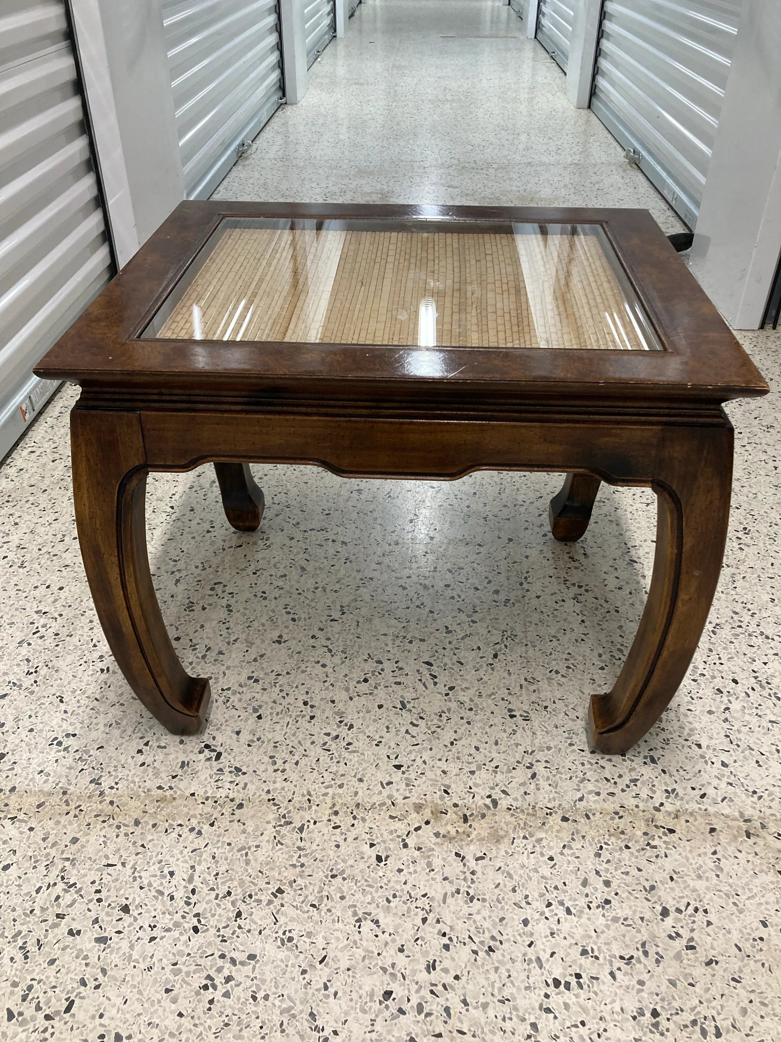 Mid-20th Century Burlwood Chinoiserie Ming Side Table With Inset Woven Grass Top and Chow Legs
