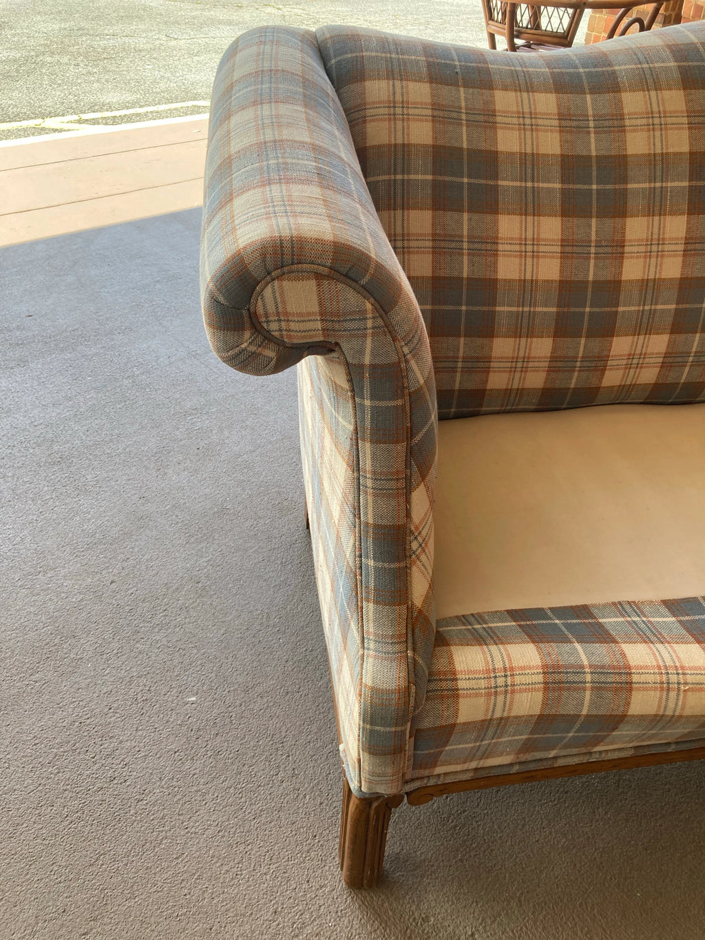Mid-20th Century Cottage-Core Camelback Sofa With Chinese Chippendale Carved Legs in Original Plaid Fabric