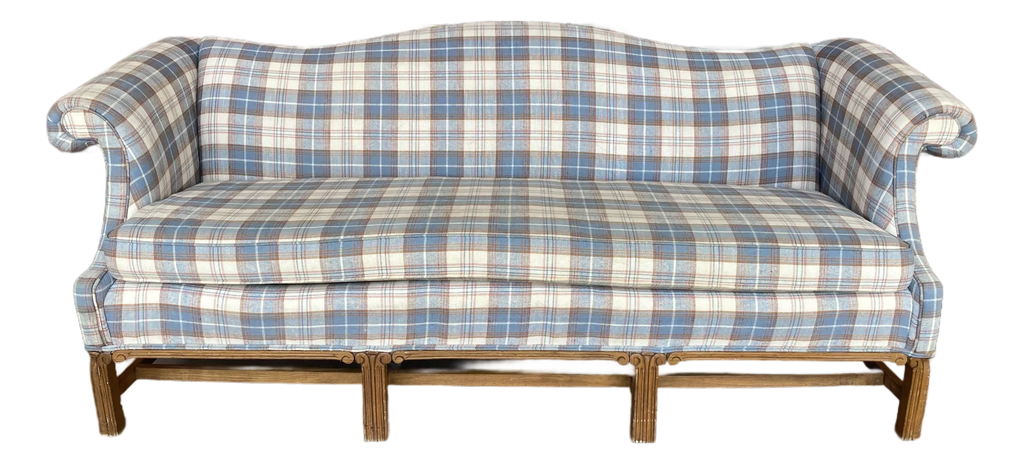 Mid-20th Century Cottage-Core Camelback Sofa With Chinese Chippendale Carved Legs in Original Plaid Fabric