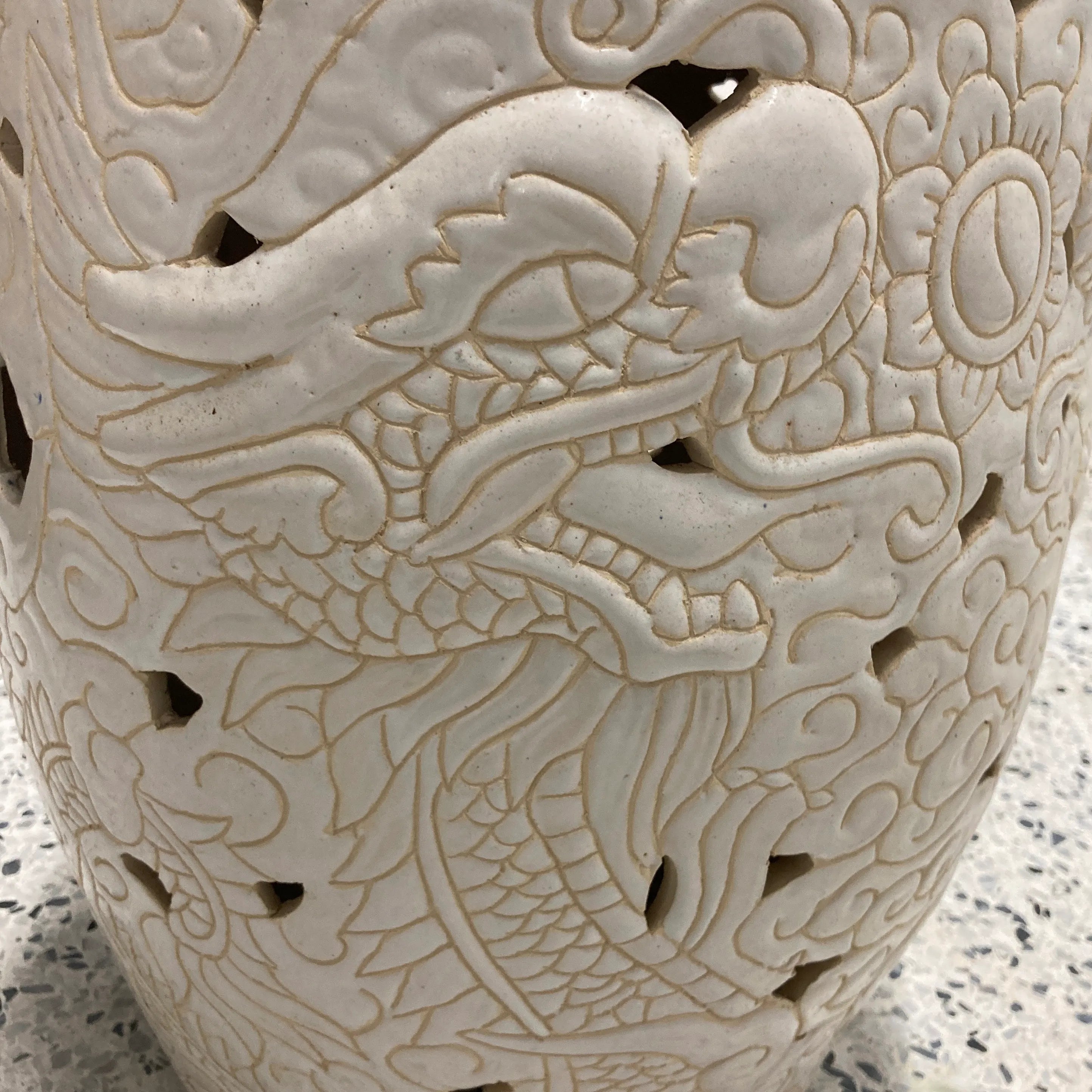 Mid-20th Century White Ceramic Garden Stool in Dragon Motif