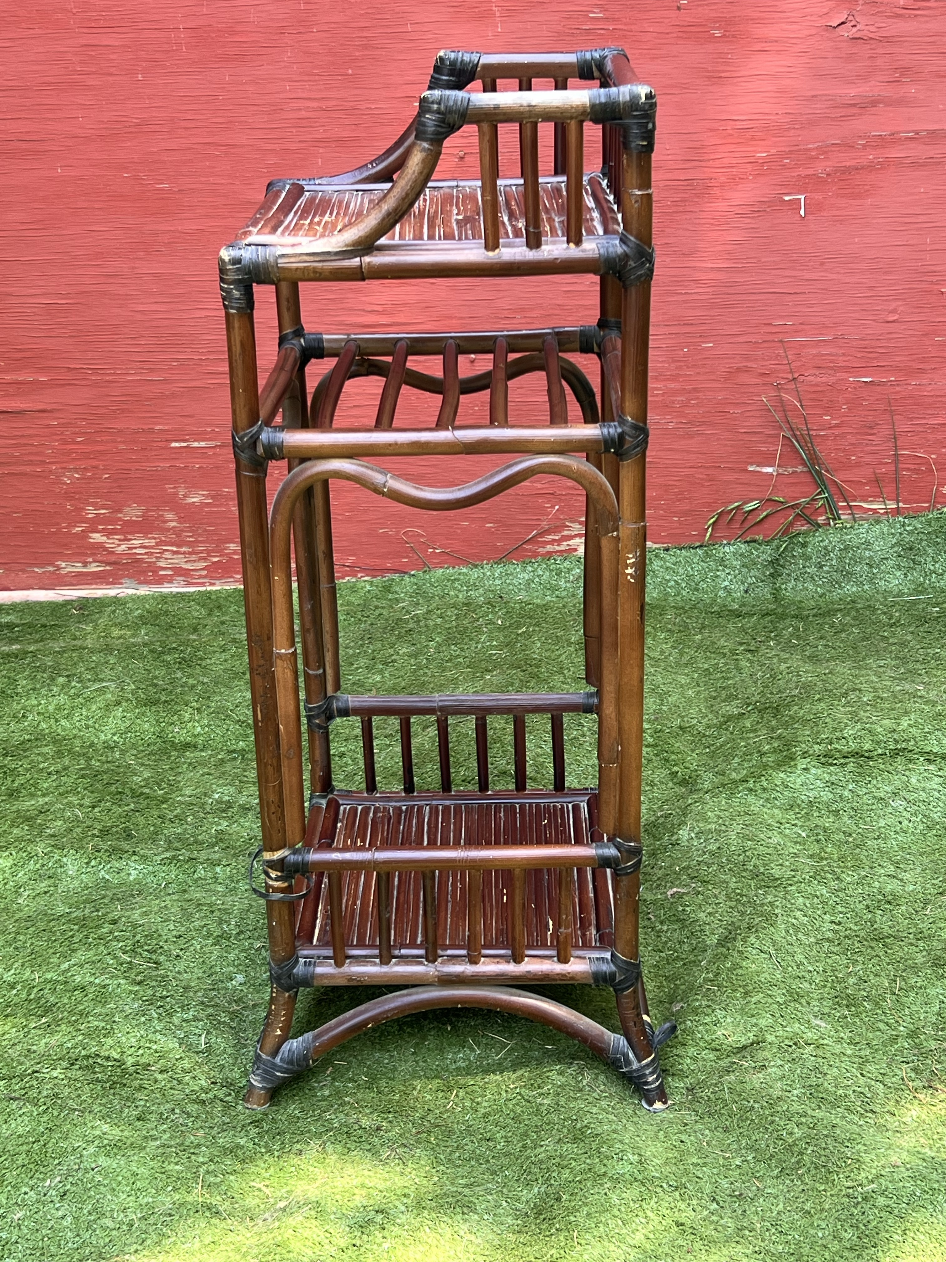 Mid-Late 20th Century Bamboo Etagere 3-Tiered Shelf or Magazine Stand