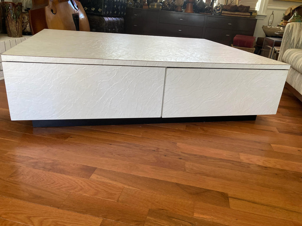 Oversized Late-20th Century Post Modern White Coffee Table by Ray Arthur of Atlanta