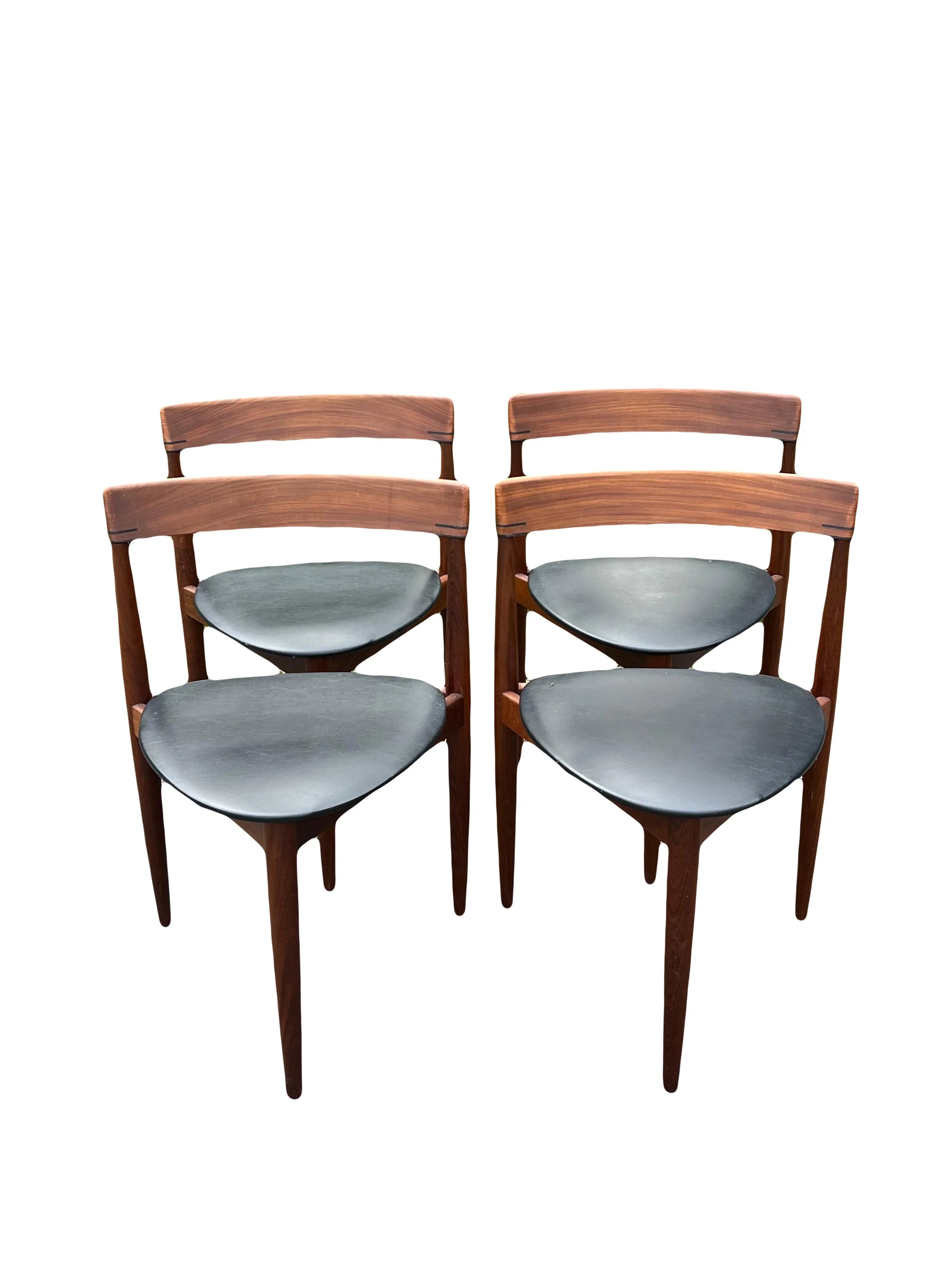 Rare Mid 20th Century Danish Teak Hans Olsen for Frem Rojle Expanding Dining Table With 4 Triangular Nesting Chairs